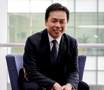 Dr Kevyn Yong
